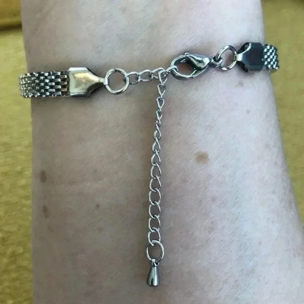 Ladies Stainless Steel Keel Adjustable Bracelet NWT